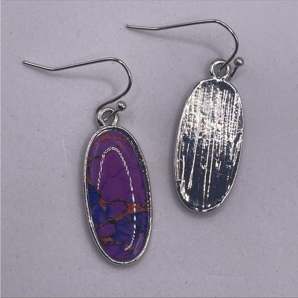 Marbled Purple Earrings - Picture 3 of 3
